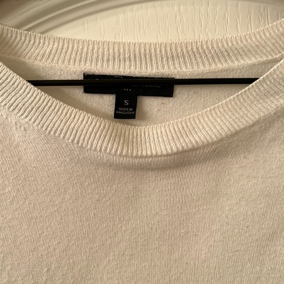 Banana Republic Factory white with black striping oversized slouchy sweater sz S - Picture 3 of 9